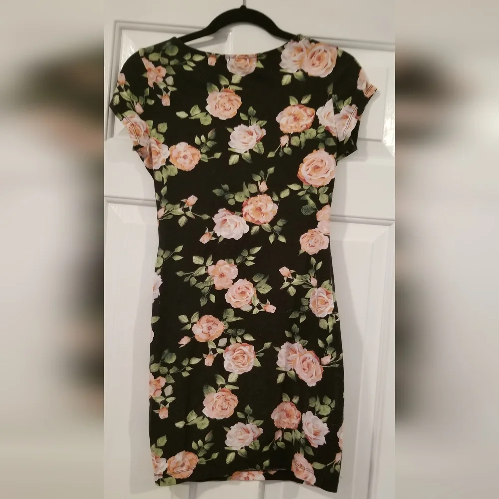 Forever 21 T-shirt Dress - Picture 2 of 3